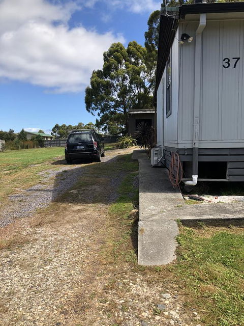 Harvey House - Whitsundays Accommodation 3