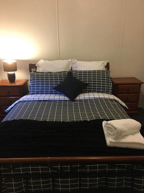 Harvey House - Whitsundays Accommodation 7