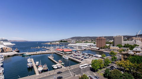 Hotel Grand Chancellor Hobart - Whitsundays Accommodation 1