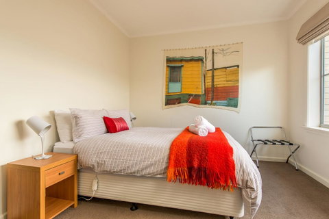 City Lights - Whitsundays Accommodation 13