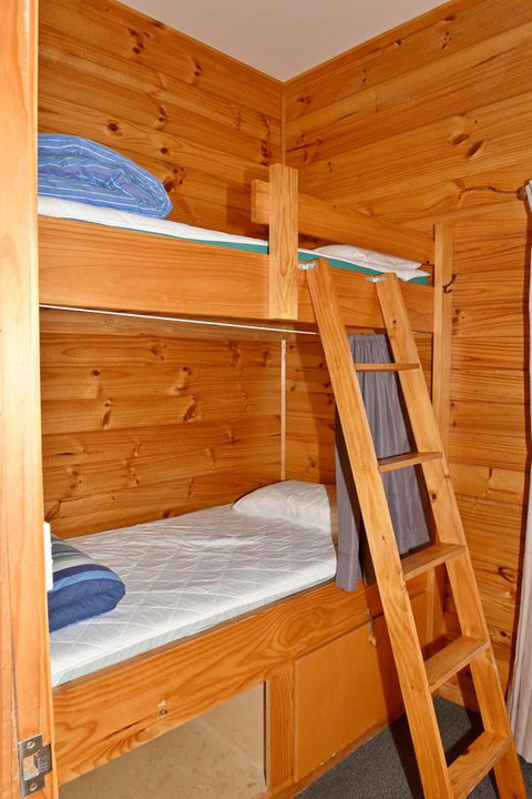 Bicheno Backpackers - Whitsundays Accommodation 21