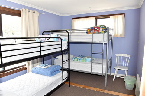 Bicheno Backpackers - Whitsundays Accommodation 1