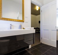 Deloraine Hotel - Whitsundays Accommodation