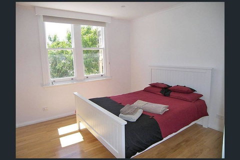 Hobart Colonial Apartment - Whitsundays Accommodation 12