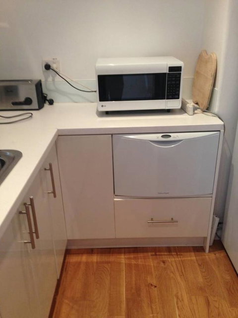 Hobart Colonial Apartment - Whitsundays Accommodation 3