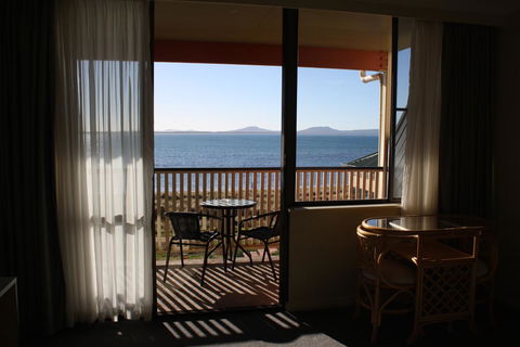 Swansea Motor Inn Tasmania - Whitsundays Accommodation 11