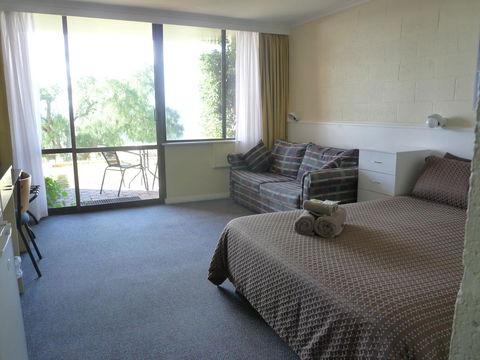 Swansea Motor Inn Tasmania - Whitsundays Accommodation 21