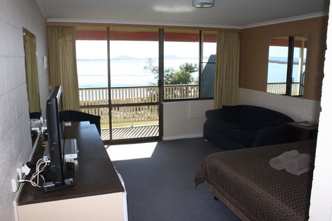 Swansea Motor Inn Tasmania - Whitsundays Accommodation 22
