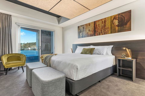 Peppers Silo - Whitsundays Accommodation 0