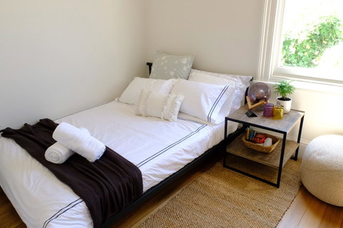 White House - Whitsundays Accommodation 8