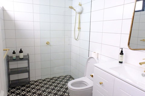 White House - Whitsundays Accommodation 1