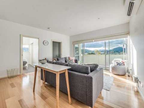 Marina View Apartment - Whitsundays Accommodation 20