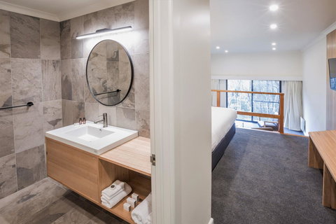 Cradle Mountain Hotel - Whitsundays Accommodation 16