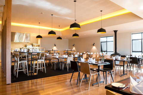 Cradle Mountain Hotel - Whitsundays Accommodation 22