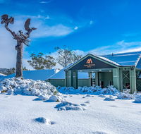 Cradle Mountain Hotel - Whitsundays Accommodation