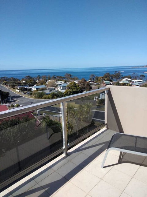 Bicheno Views On Douglas - Whitsundays Accommodation 13