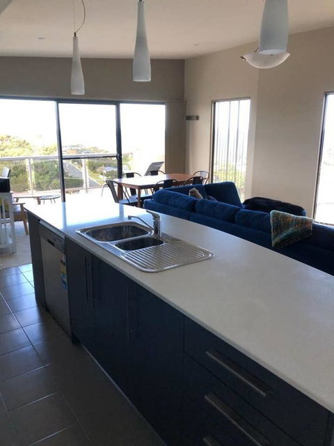 Bicheno Views On Douglas - Whitsundays Accommodation 8
