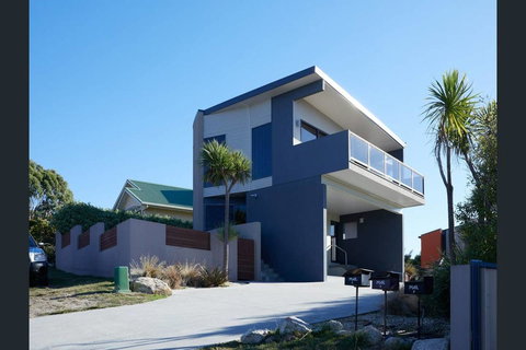 Bicheno Views On Douglas - Whitsundays Accommodation 0