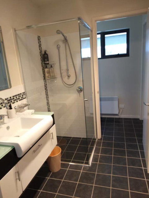 Bicheno Views On Douglas - Whitsundays Accommodation 25