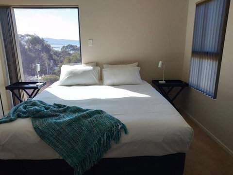 Bicheno Views On Douglas - Whitsundays Accommodation 19