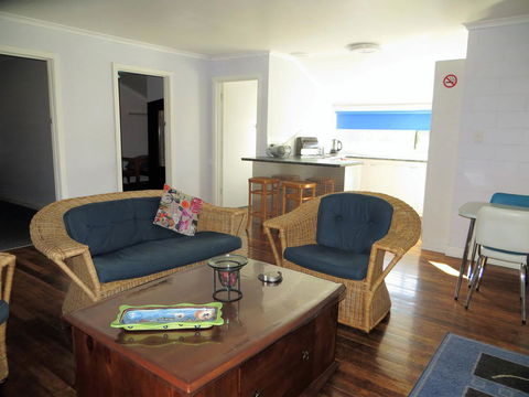 Orford Prosser Holiday Units - Whitsundays Accommodation 20