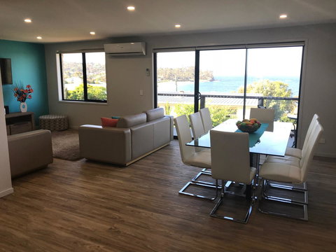 Self Contained Beach View Apartment - Whitsundays Accommodation 5