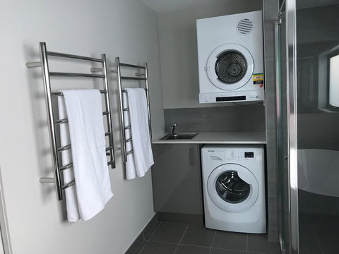 Self Contained Beach View Apartment - Whitsundays Accommodation 14