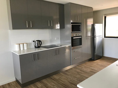 Self Contained Beach View Apartment - Whitsundays Accommodation 7