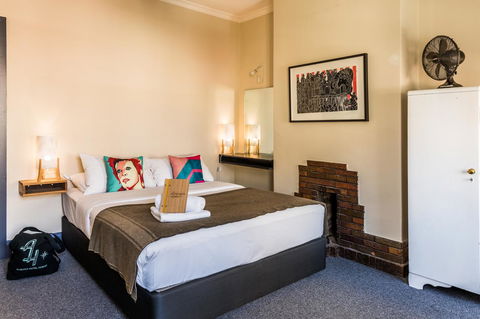 Alabama Hotel Hobart - Whitsundays Accommodation 26
