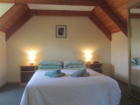 Kitty\'s Cottages - Managed By BIG4 Strahan Holiday Retreat - Whitsundays Accommodation 5