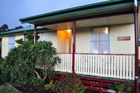 GreenGate Cottages - Whitsundays Accommodation 2