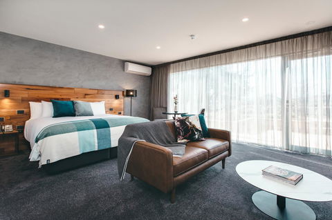 Maylands Lodge - Whitsundays Accommodation 16
