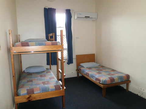 Launceston Backpackers - Whitsundays Accommodation 20