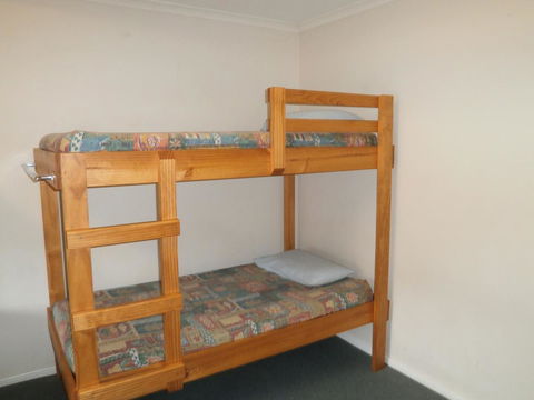 Launceston Backpackers - Whitsundays Accommodation 9
