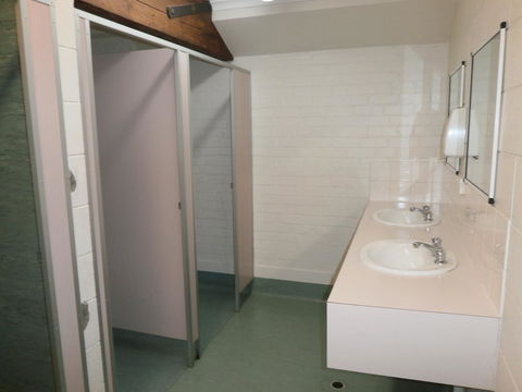 Launceston Backpackers - Whitsundays Accommodation 3