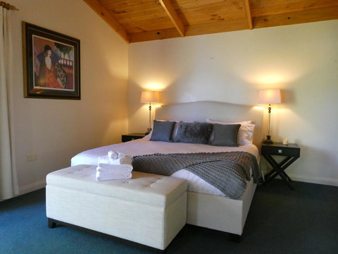 Osprey Lodge & Bungalow - Whitsundays Accommodation 2