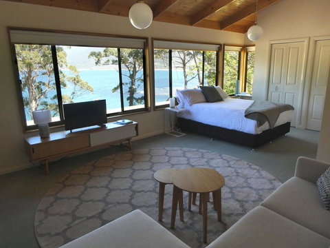 Osprey Lodge & Bungalow - Whitsundays Accommodation 13