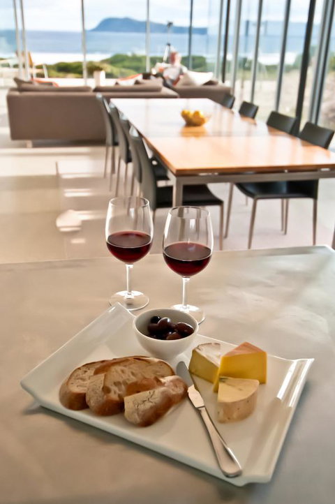 Cloudy Bay Beach House - Whitsundays Accommodation 32