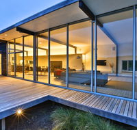 Cloudy Bay Beach House - Whitsundays Accommodation
