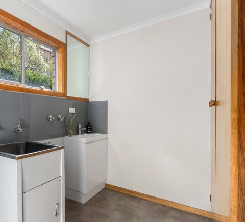 That '70s House - Whitsundays Accommodation 29