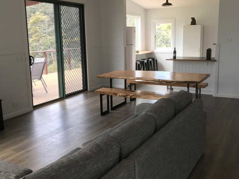 Derby Digs Cottage - Whitsundays Accommodation 4