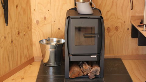 BAY OF FIRES ECO HUT Off Grid Experience At Binalong Bay - Whitsundays Accommodation 16