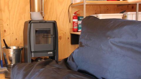 BAY OF FIRES ECO HUT Off Grid Experience At Binalong Bay - Whitsundays Accommodation 7