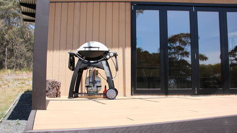 BAY OF FIRES ECO HUT Off Grid Experience At Binalong Bay - Whitsundays Accommodation 14