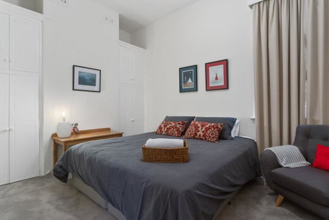 WEST NEST | Classic 3BR Hobart Terrace BEST Location, View, Close To City - Whitsundays Accommodation 11
