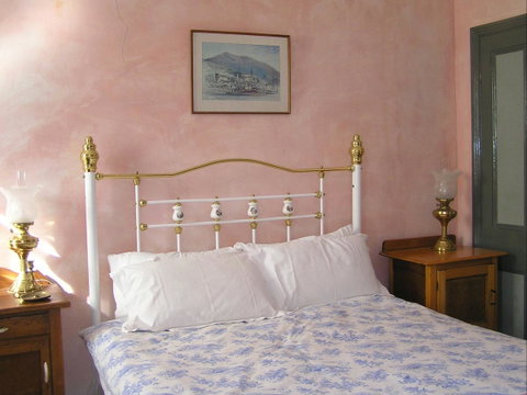 Bendalls Bed And Breakfast - Whitsundays Accommodation 5