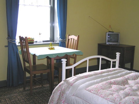 Bendalls Bed And Breakfast - Whitsundays Accommodation 6