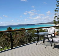 Driftwood Bay of Fires - Whitsundays Accommodation