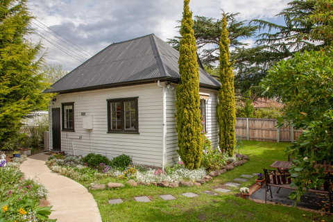 Gatehouse On Stoke - Whitsundays Accommodation 7