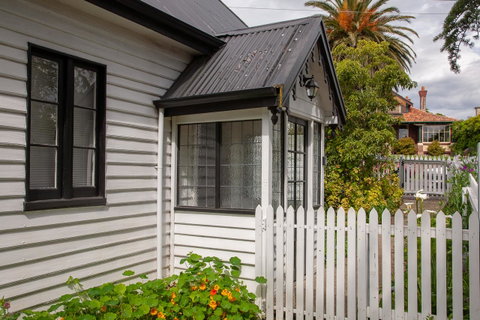 Gatehouse On Stoke - Whitsundays Accommodation 1